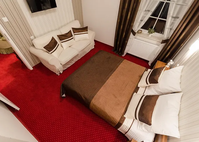 Rezydencja Radosny Dwor 3* Stobno Siodme