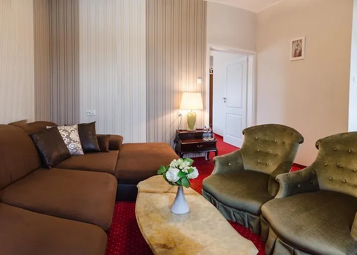 Rezydencja Radosny Dwor 3* Stobno Siodme